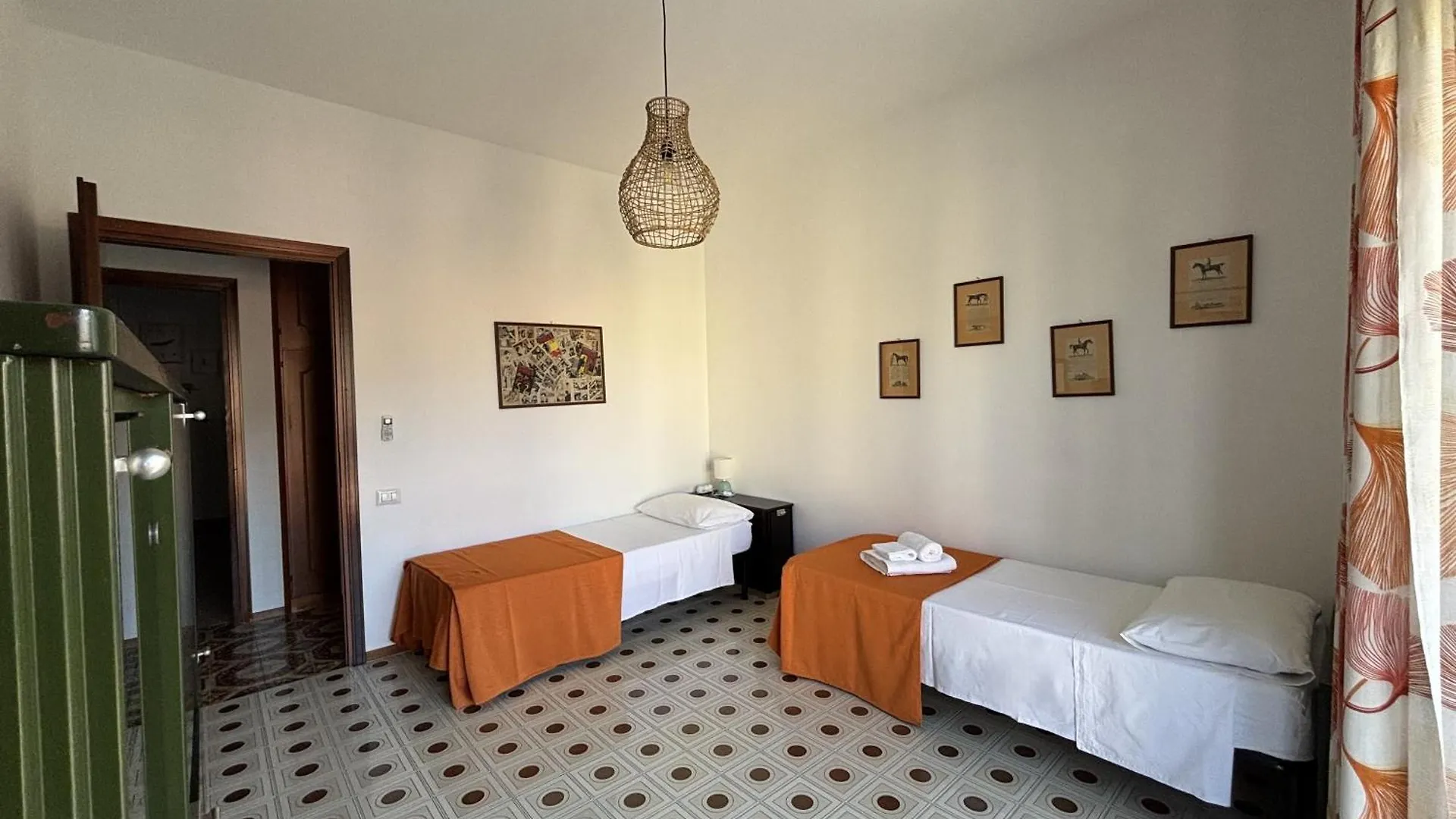 Archimede Lounge Apartment Cefalu Italy
