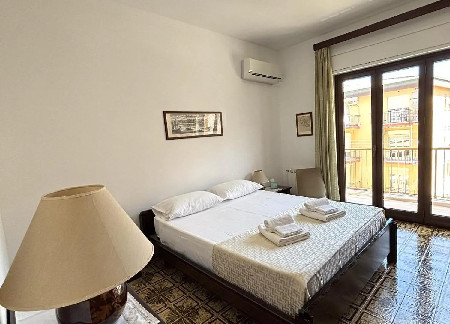 Archimede Lounge Apartment Cefalu