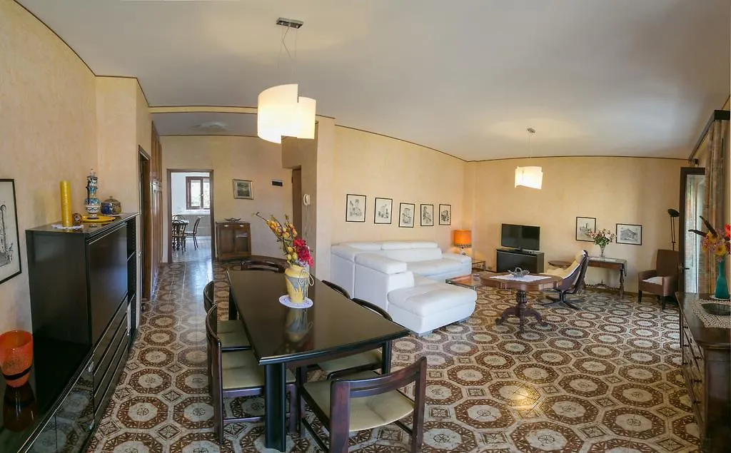 Archimede Lounge Apartment Cefalu