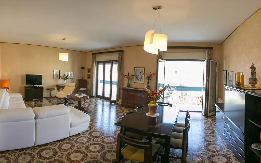 Archimede Lounge Apartment Cefalu