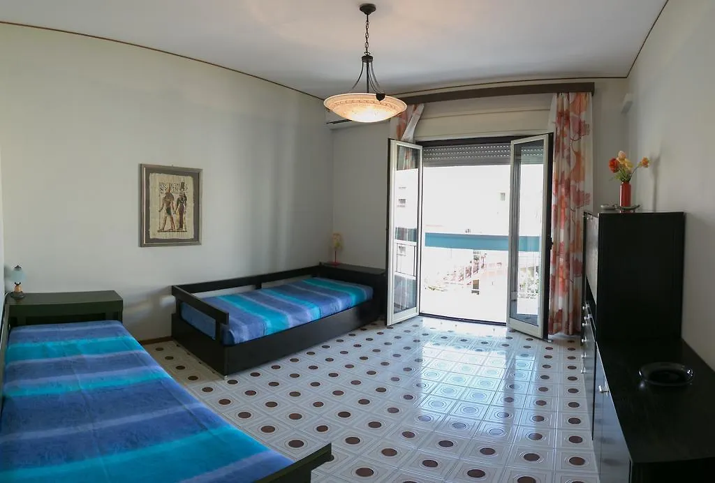 Archimede Lounge Apartment Cefalu Italy