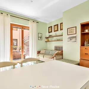 https://il-gioiellino-di-monterosso-terremarine.hotelitalianriviera.com